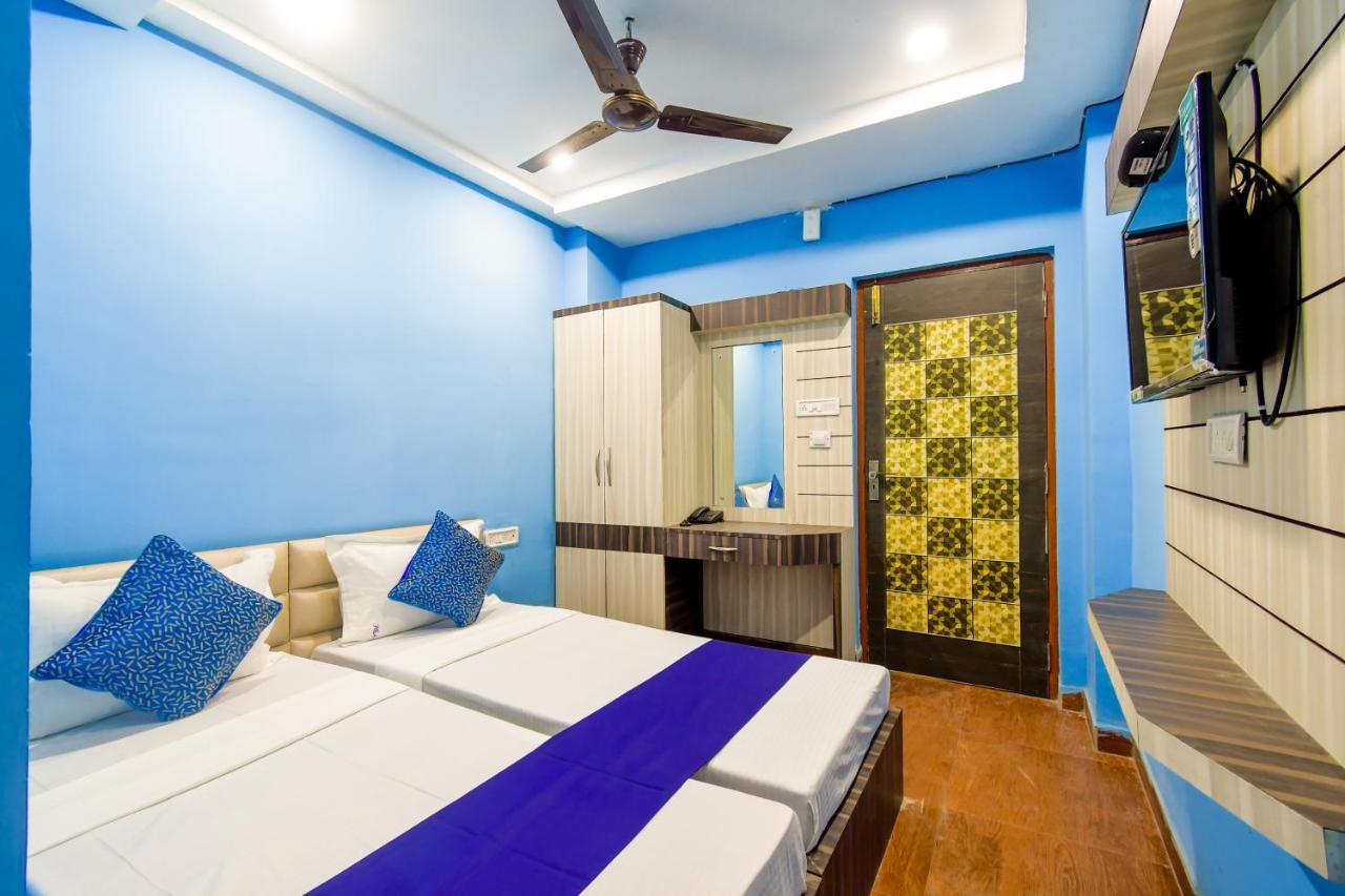 Hotel Blue Abedin Kalkutta Exterior foto